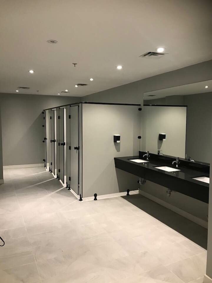Gym-Change-Rooms-Washrooms